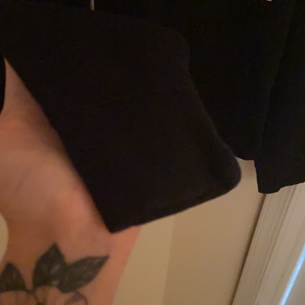 Cropped Calvin Klein pullover - Picture 3 of 3